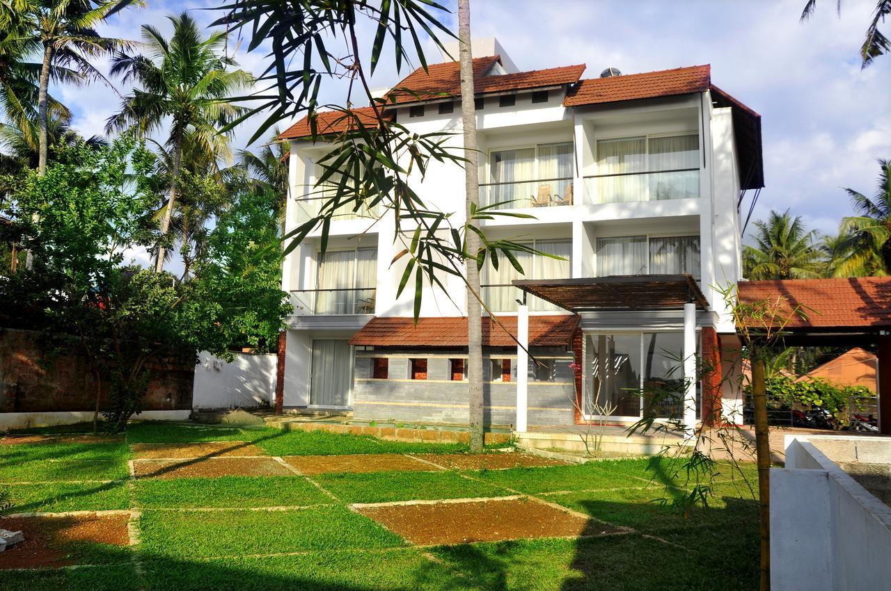 Palan Beach Resort Varkala Bagian luar foto
